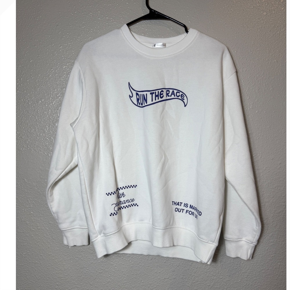 Elevated Faith Run Race Graphic Crewneck Sweatshirt White Hebrews12:1 Size XS